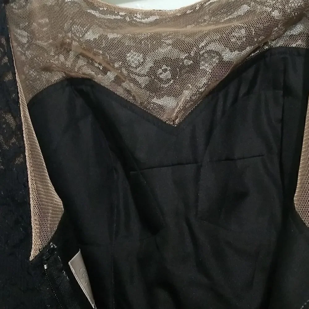 WTOO by Watters & Watters, modest black lace dress, size 8. EUC
